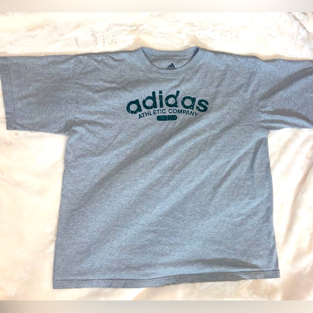 Vintage Adidas shirt Felt Lettering, size XL